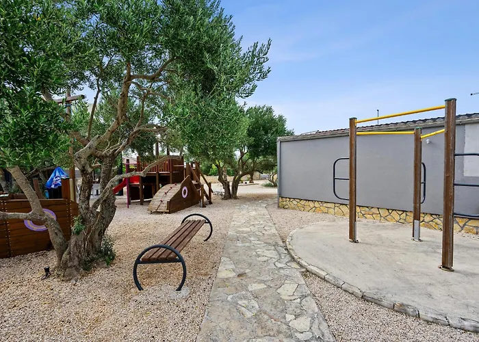 Holiday home Awesome In With Swimming Pool *