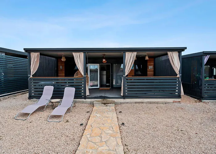 Holiday home Awesome In With Swimming Pool